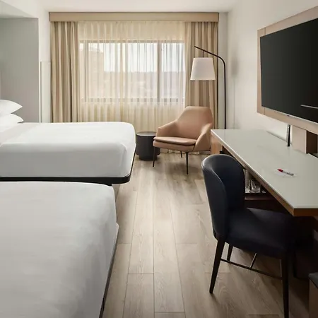 Oshkosh Marriott Waterfront Hotel & Convention Center Exterior photo
