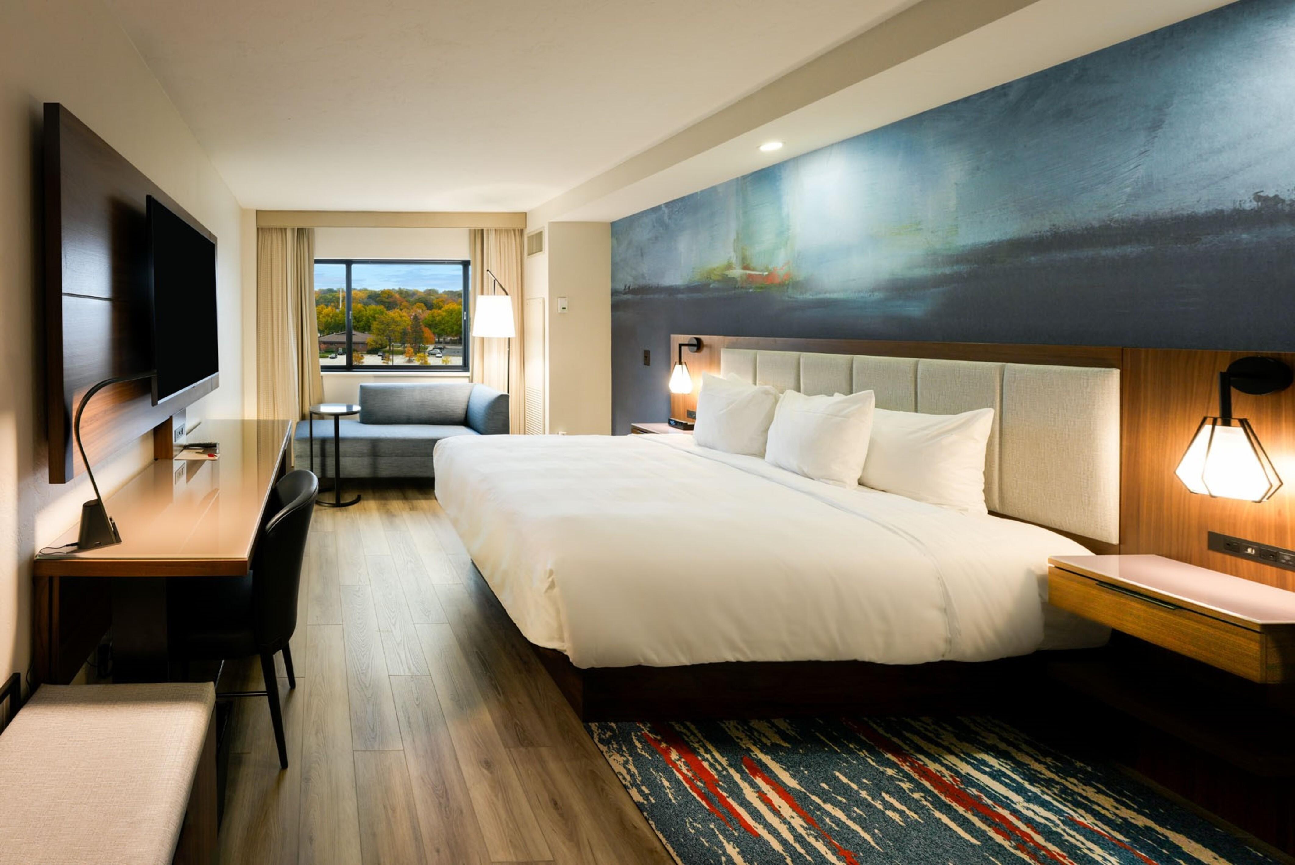 Marriott Waterfront & Convention Center Hotel 4*