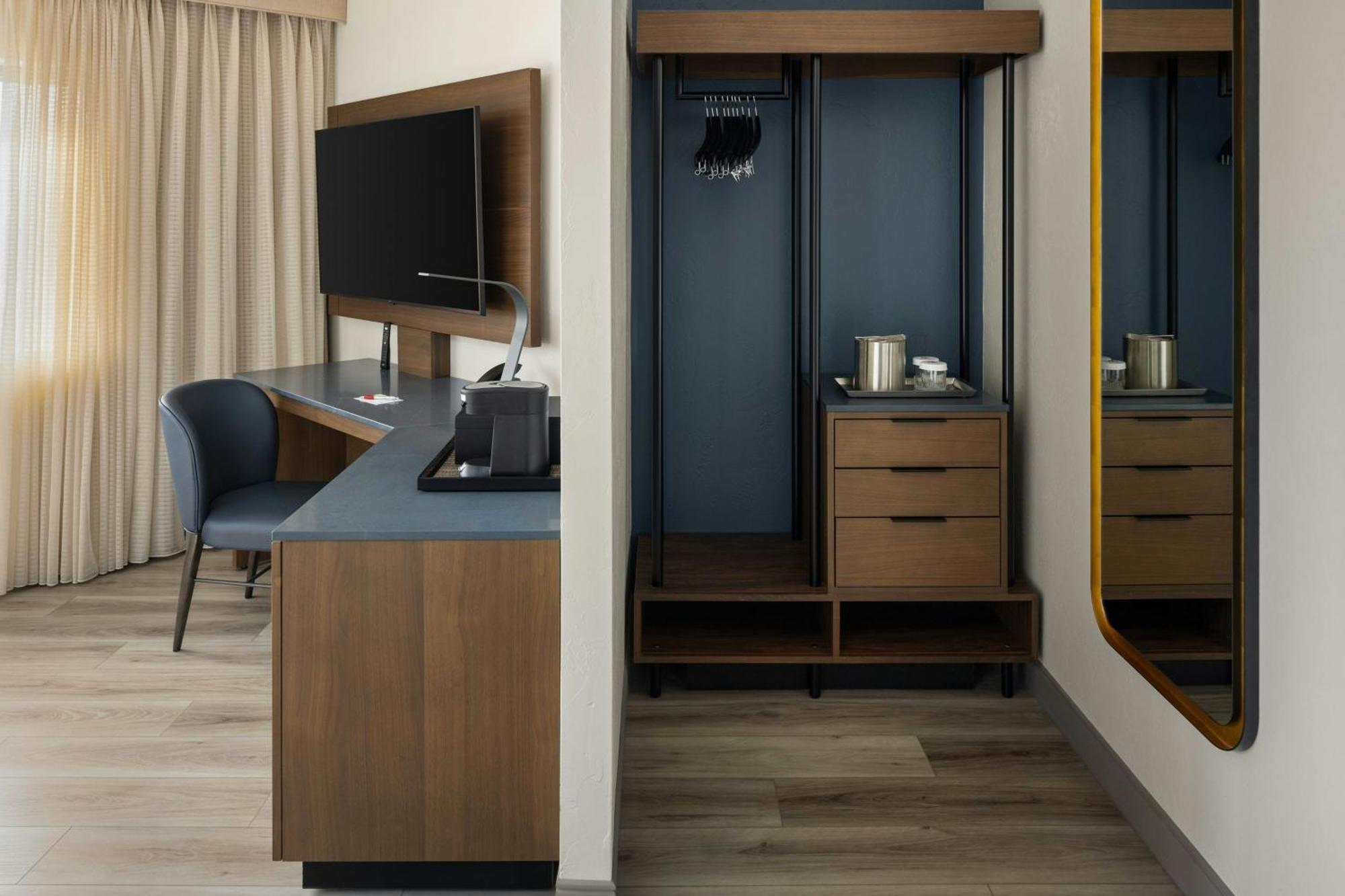 Marriott Waterfront & Convention Center Hotel Oshkosh