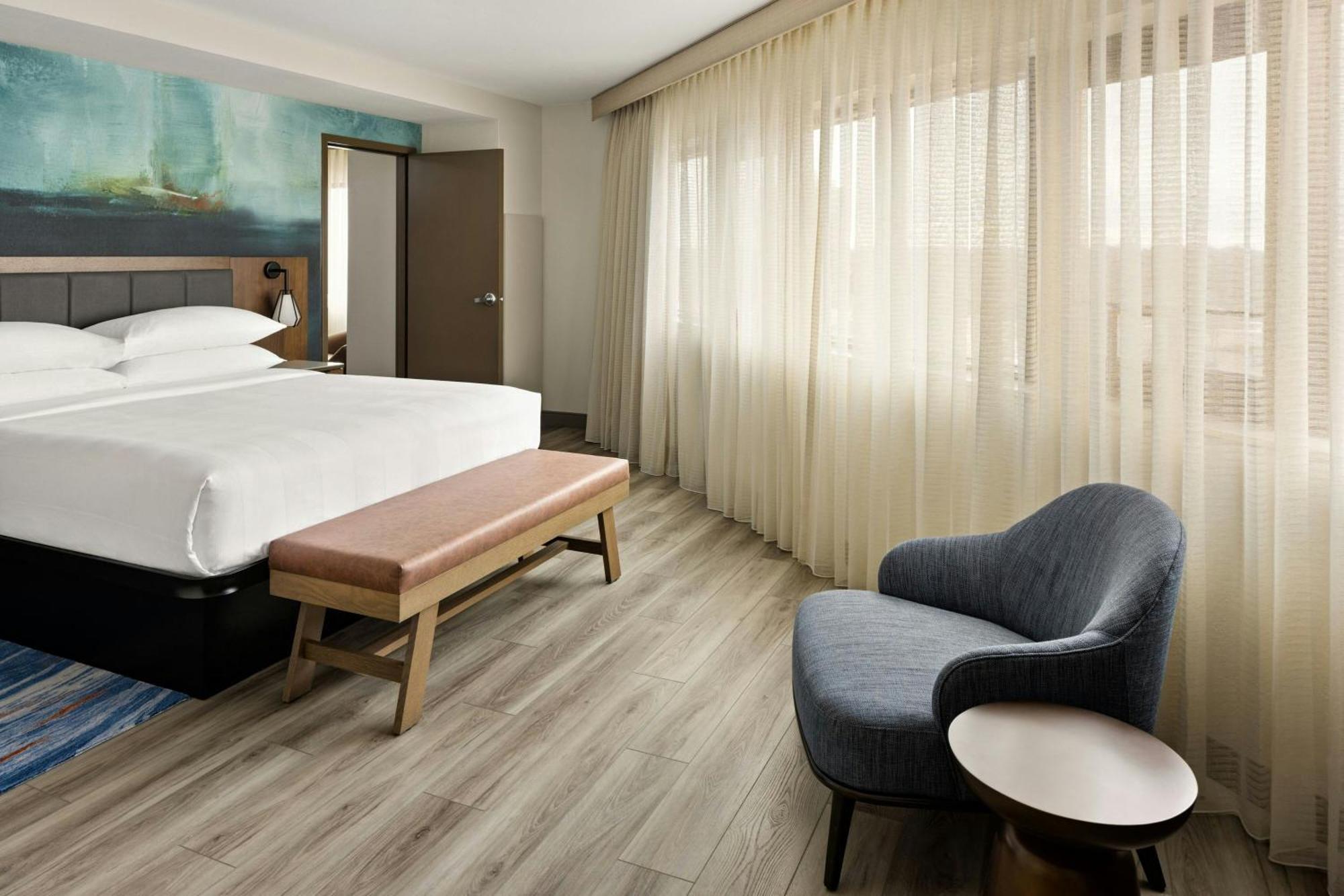 Marriott Waterfront & Convention Center Oshkosh